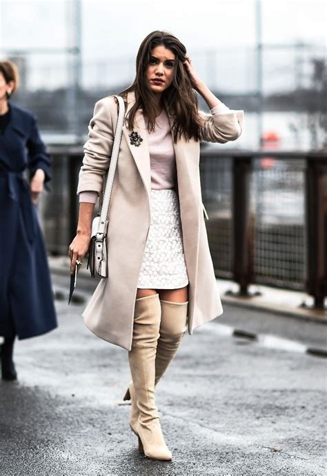 Winter Fashion Trends: How to Stay Stylish in the Cold