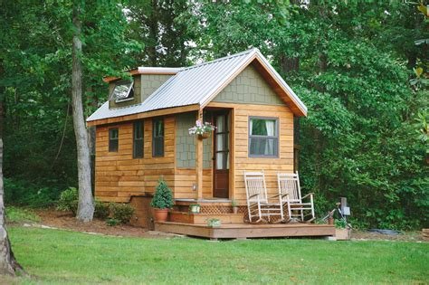 Exploring the World on a Small Home Budget